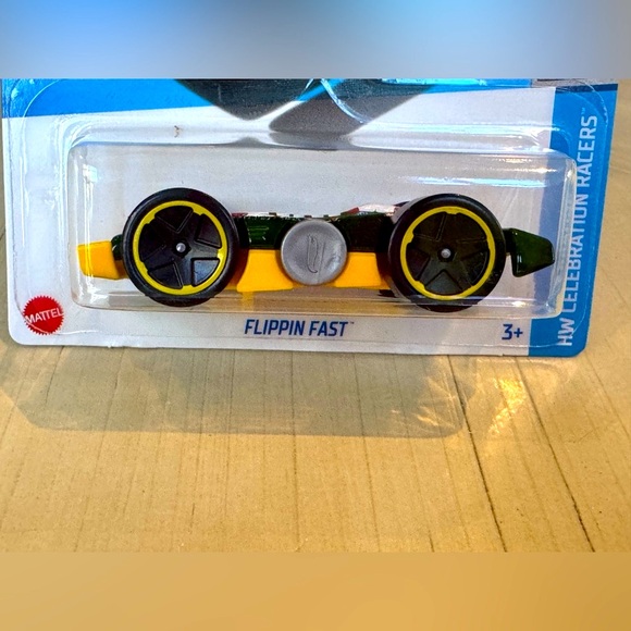 Hot Wheels - Celebration Racers 6/10 - Flippin Fast 2024 Special Feature 103/250 - Picture 4 of 8